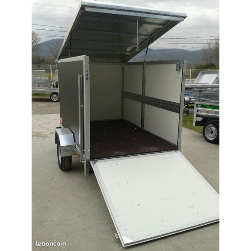 Remolque furgoneta 750 kg jalon bo9001